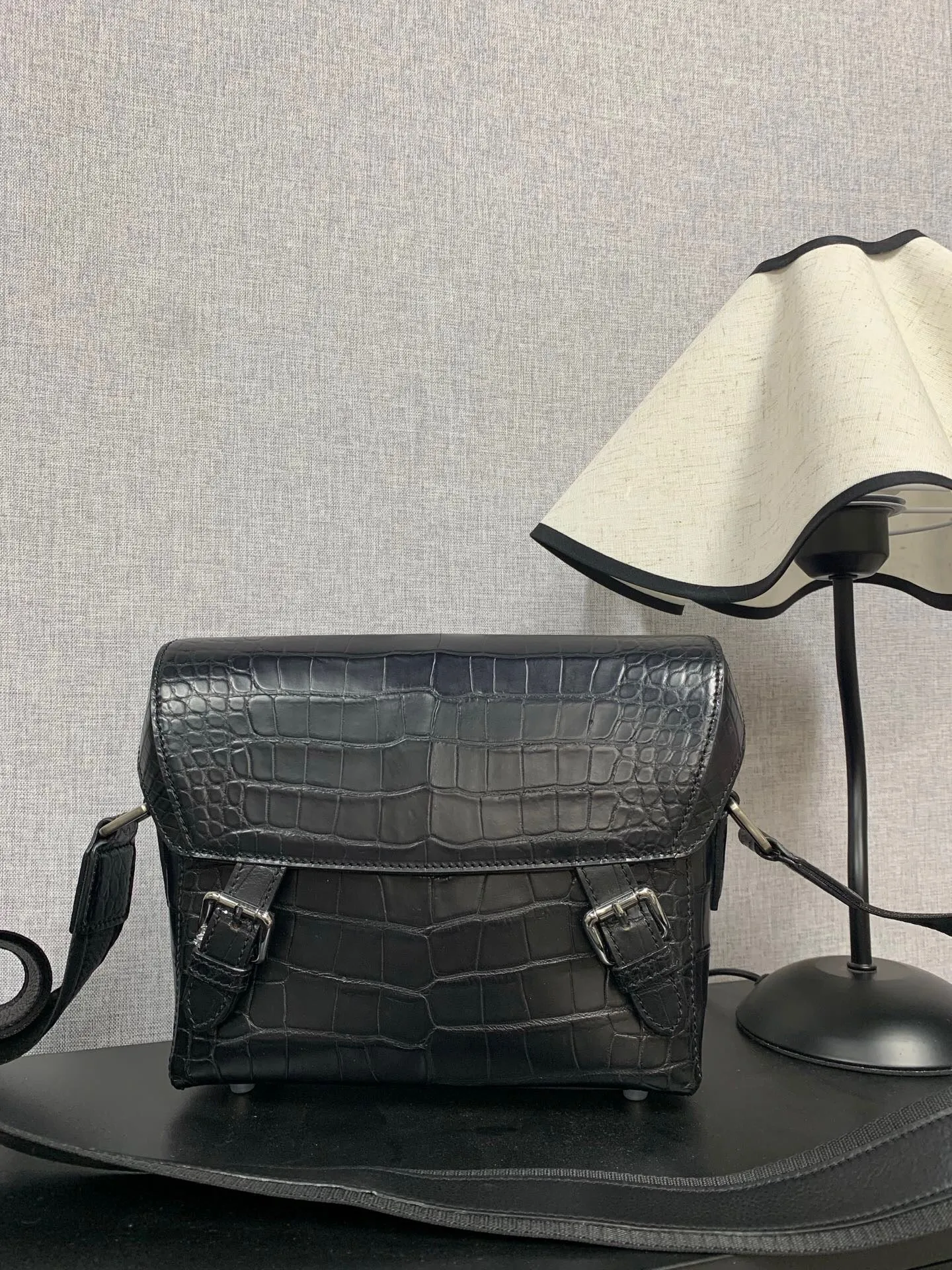 Genuine Crocodile Skin Leather Cross Body Messenger  Bag
