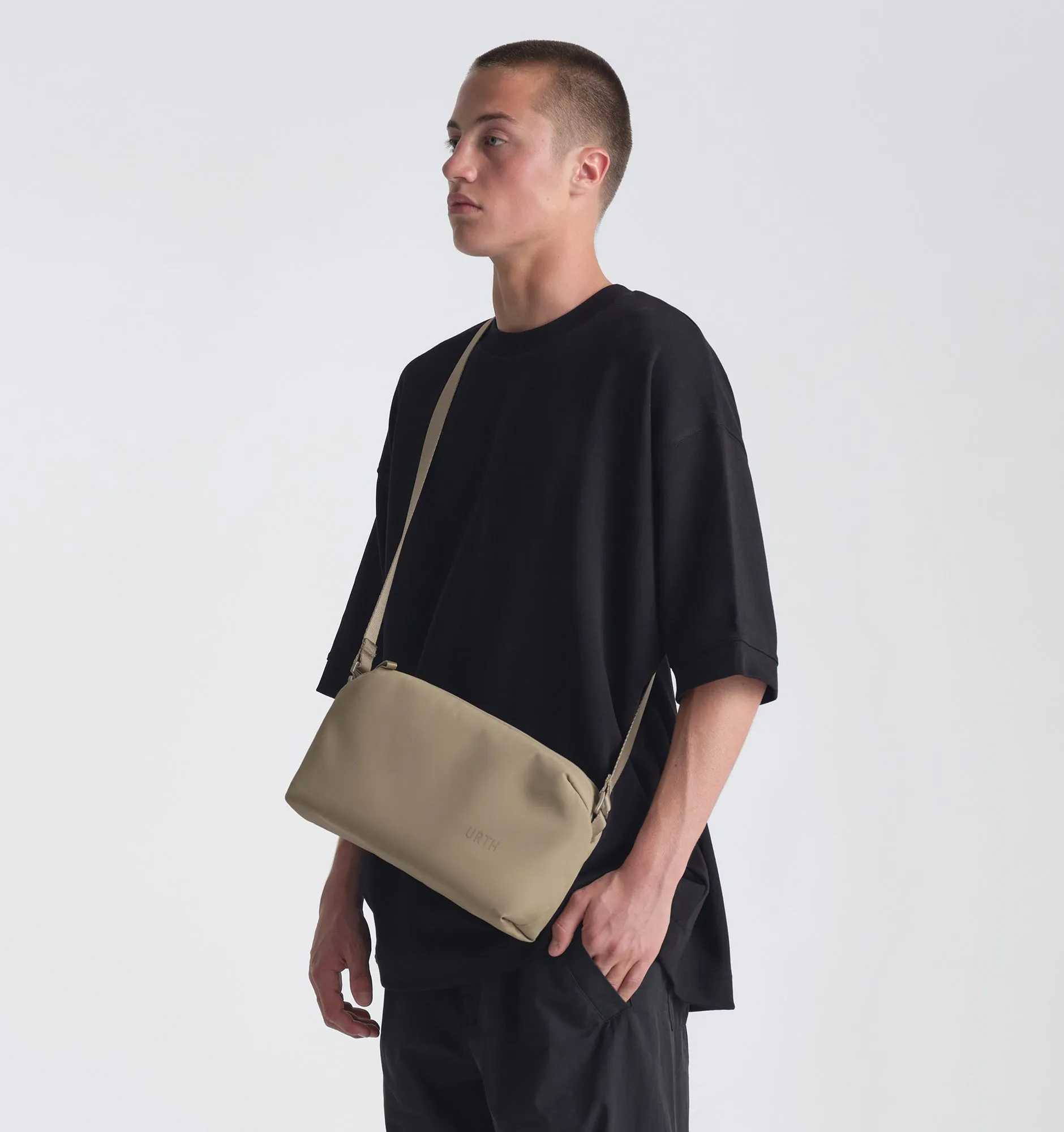 Urth Dolomite Crossbody Camera Sling